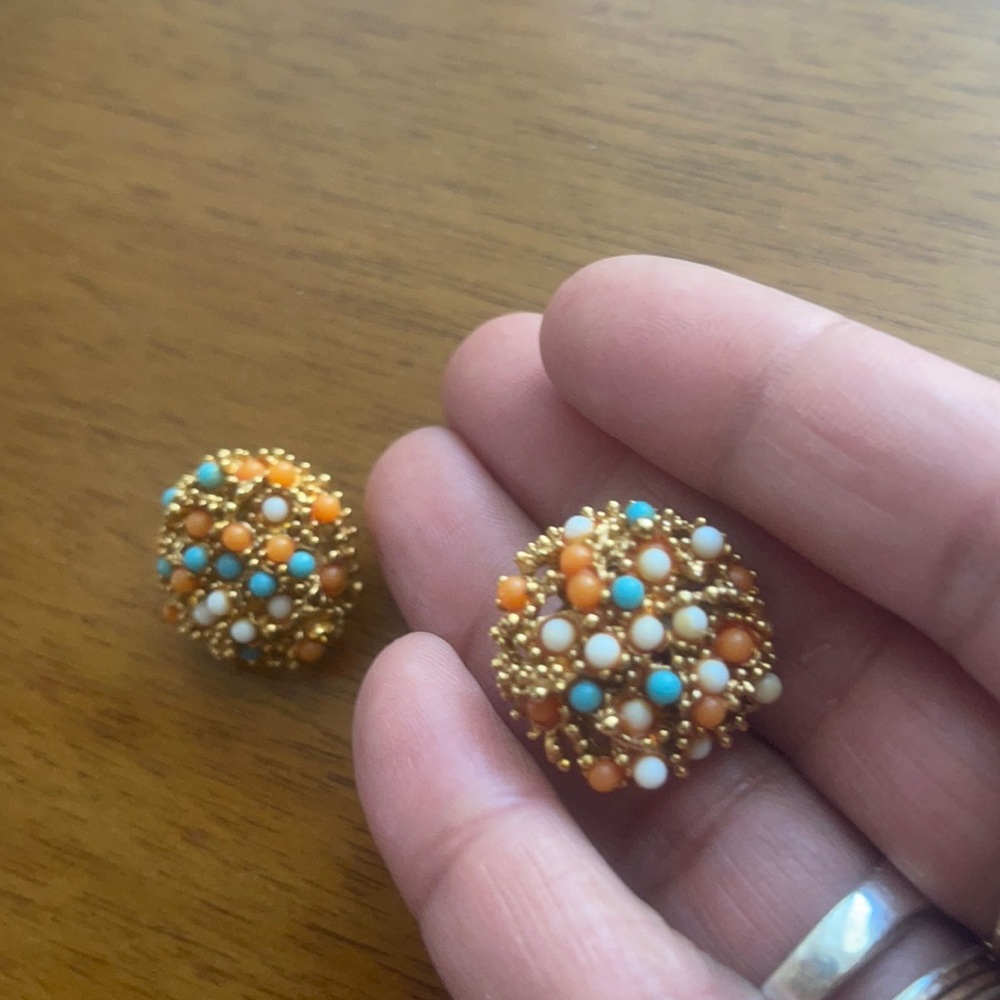 Vintage Earrings - Picture 4 of 7